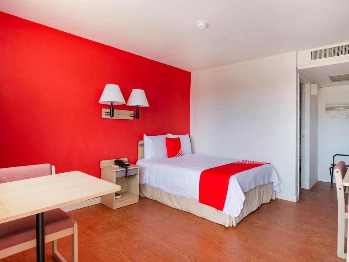 Oyo Hotel Willcox Luaran gambar